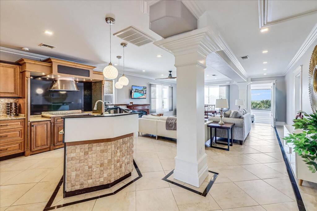 הוילה קורפוס כריסטי Ocean View With Pool Casa De Joy Dos Upstairs Unit מראה חיצוני תמונה